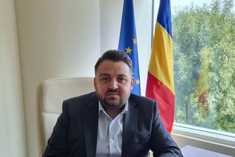 Появился на совещании без одежды: румынский депутат подал в отставку после скандала