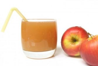 Много противопоказаний: врачи рассказали, кому нельзя пить яблочный сок