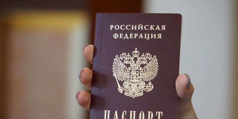 Путин упростил получение гражданства РФ для всей территории Донецкой и Луганской областей