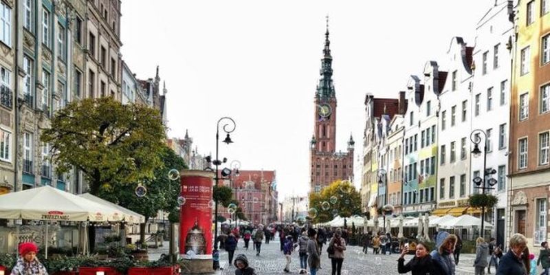 Не тільки полуниці і будівництво: заробітчани підкорили Польщу у незвичний спосіб