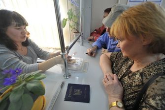 Окремі українці отримають до 5000 гривень надбавки до пенсії: названо умови