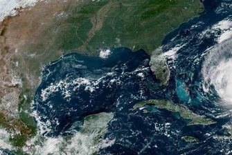 Настоящее безумие. Ученые получили видео изнутри сильного урагана "Фиона"