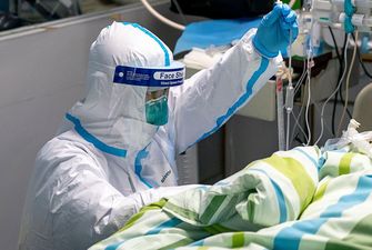 Больше всего смертей из-за коронавируса в Украине была зафиксирована среди людей старше 50 лет
