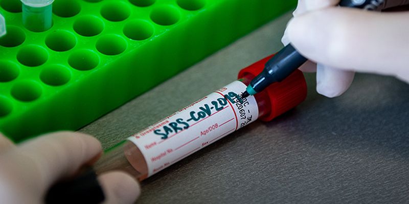 Во Франции количество смертей от коронавируса превысило 2,6 тысячи