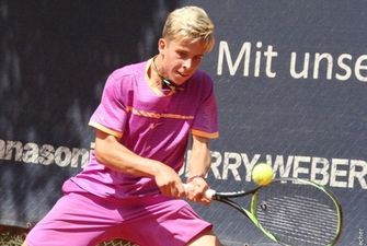 Юный украинский теннисист победил в первом круге турнира в Австралии