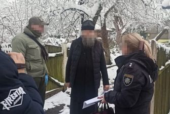 СБУ нашли шевроны боевиков и роспропаганду в УПЦ МП на западе Украины, фото: "Отрицают существование..."