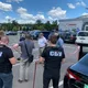 Працівник СБУ через військового пенсіонера передавав заховану в цукерках секретну інформацію