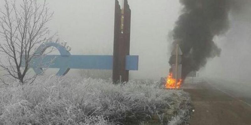 На трассе Днепр – Запорожье внезапно сгорел автомобиль. Фото