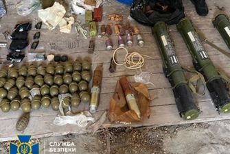 На Закарпатье в схроне нашли десятки гранат