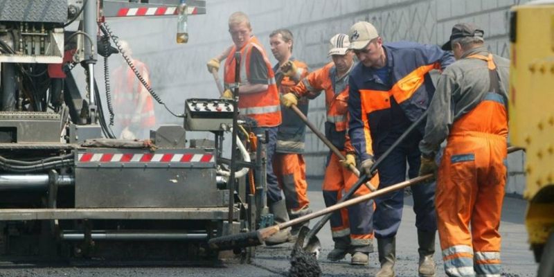 Парцхаладзе пиарится на изменении состава дорожного покрытия в Украине - эксперт
