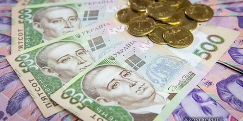 Кому на 9 тысяч, а кому на 67 гривен: на сколько украинским пенсионерам повысили выплаты