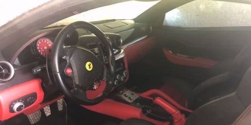 Полностью исправный Ferrari 599 оценили всего в 250 долларов
