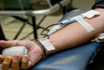 В окупованій Горлівці медиків змушують здавати кров для окупантів