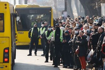 У Києві водії маршруток відмовляються виходити на рейси
