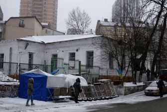 Київський суд наклав арешт на садибу Барбана