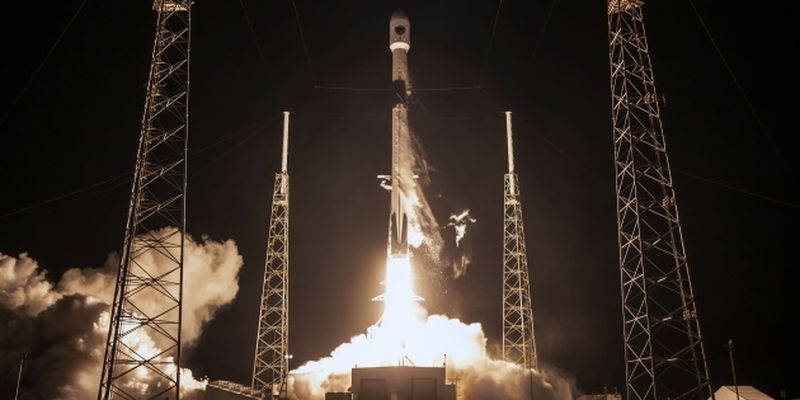 Обломок ракеты SpaceX упал на территорию фермы в США