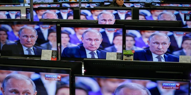 Почему российские медиа должны быть запрещены в демократических странах – как дать бой роспропаганде