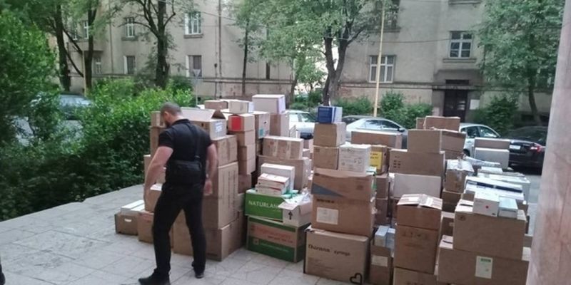 На Закарпатье проводят обыски в офисе крупнейшей волонтерской организации