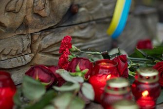 У Києві відбувається хода пам’яті перших загиблих Героїв Небесної Сотні