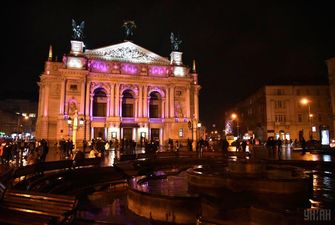 Стало відомо, скільки витратять на демонтаж фонтану біля Оперного театру Львова