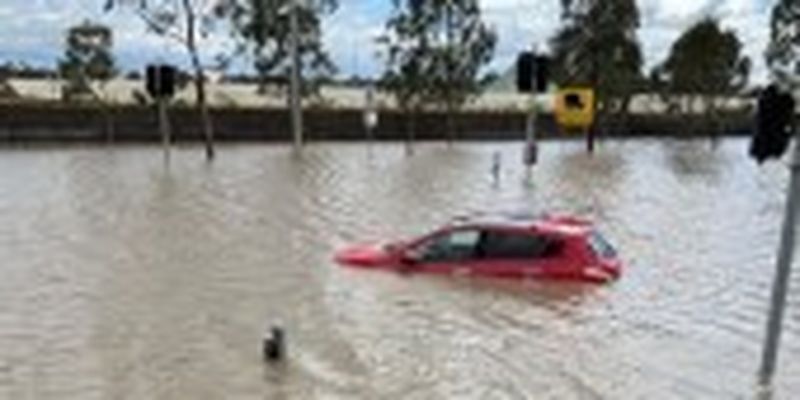 В Австралії третій тиждень тривають повені через проливні дощі