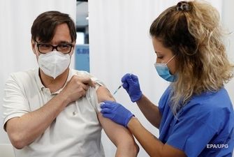 В Украине выросли темпы вакцинации