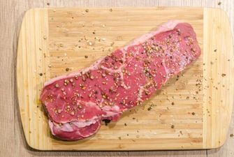 Советуют ограничить количество: эксперты объяснили, почему красное мясо вызывает рак