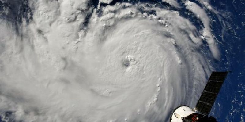 Ураган четвертой категории приближается к побережью Мексики