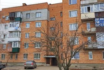 У Полтаві фабрика продала три квартири разом із прописаними в них мешканцями