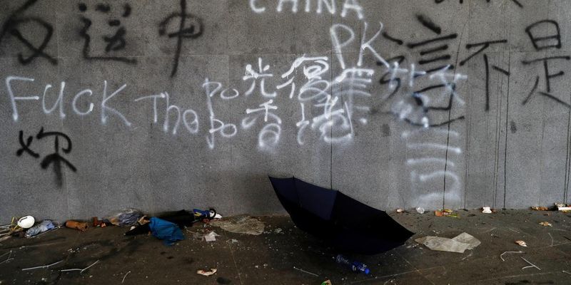 США лишил Гонконг торгово-экономических преференций