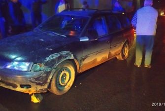 На Закарпатье в селе столкнулись легковушка и микроавтобус: водитель Opel оказался пьян