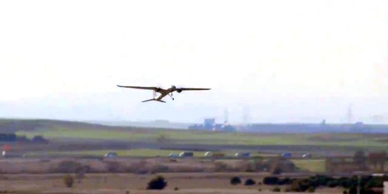 Турецький дрон Akinci злетів з українськими двигунами