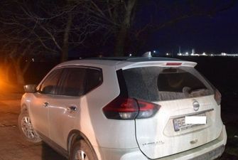 Автопогоня под Николаевом: полиция преследовала грузинских воров на Audi