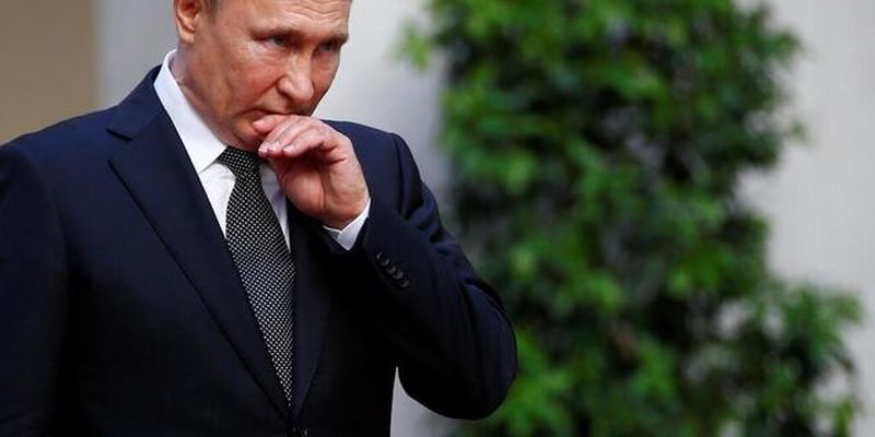 Путин хочет договориться с Зеленским, он сдаст Донбасс