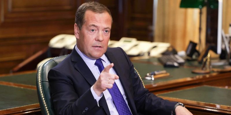 "Придурки залезли к нам": Медведев отреагировал на нападение ХАМАС на Израиль и обвинил США
