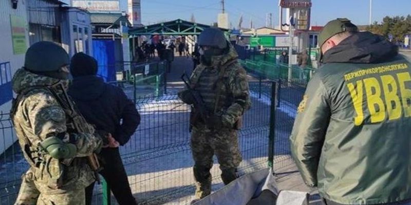 На Донбассе задержали "мушкетера-контрабандиста"