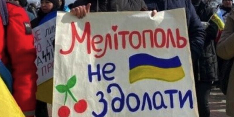 «Референдум» на Запоріжжі: рашисти привезли масовку з Криму