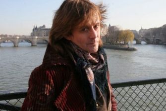 Умер знаменитый французский певец и композитор