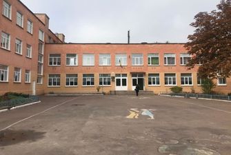У Миколаєві після повідомлення про замінування евакуювали всі школи міста