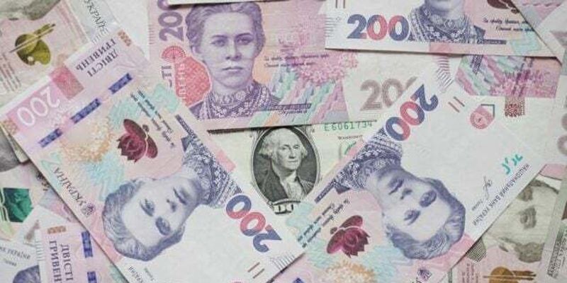 Євро та долар продовжують дорожчати: курс валют в Україні на 14 листопада