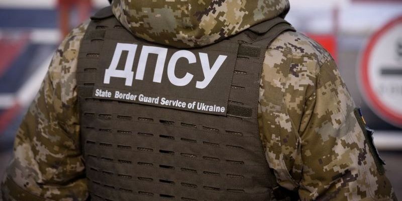 В Черновицкой области стреляли в 22-летнего военного пограничника: что известно о его состоянии