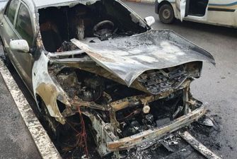 У Харкові згоріли машини працівників видання «Время Добкина»