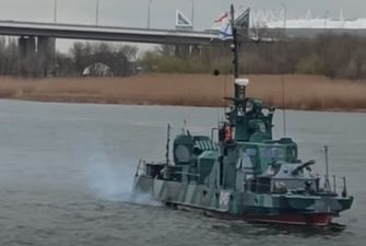 Россия перебросила в Крым отряд военных кораблей и самолетов