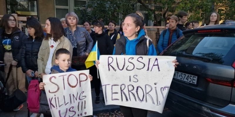 В Варшаве пикетировали посольство Ирана за поддержку российской агрессии