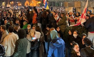 Правящая партия Грузии после протестов отозвала скандальный законопроект об "иноагентах"