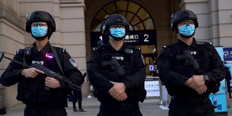 В Шанхае женщина с ножом ранила пять человек