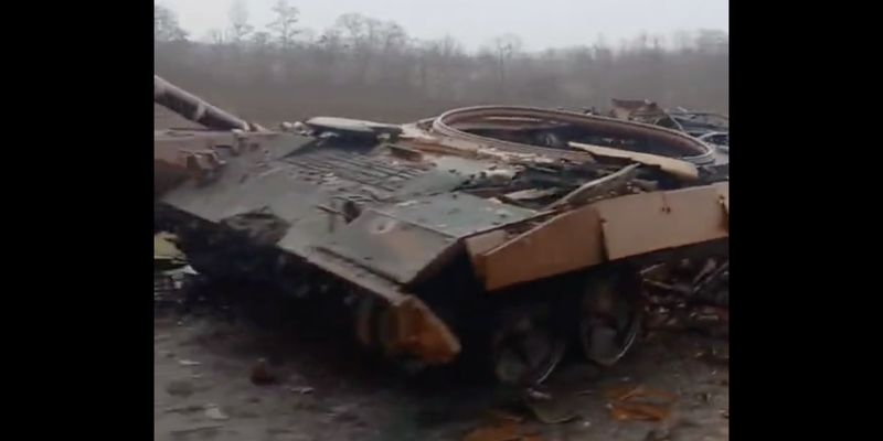 Артиллерия ВСУ накрыла колонну ВС РФ, включая самый технологичный Т-90М "Прорыв"