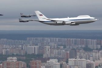 В небе над Москвой заметили путинский самолет "судного дня": что это значит, видео
