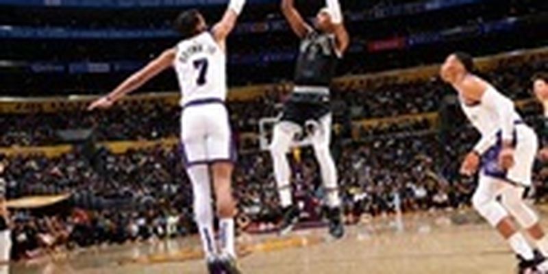 НБА: Сакраменто победил в шестой раз подряд, Нью-Йорк проиграл Финиксу