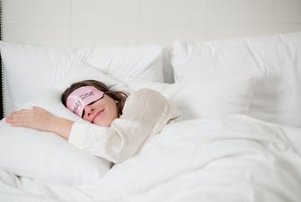 Врач перечислила привычки перед сном, от которых следует отказаться